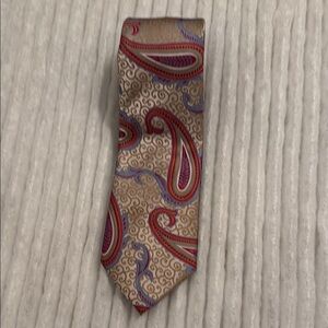 Verse9 Paisley Silk Tie in‎ Red and Gold xl bold statement maker power tie itali
